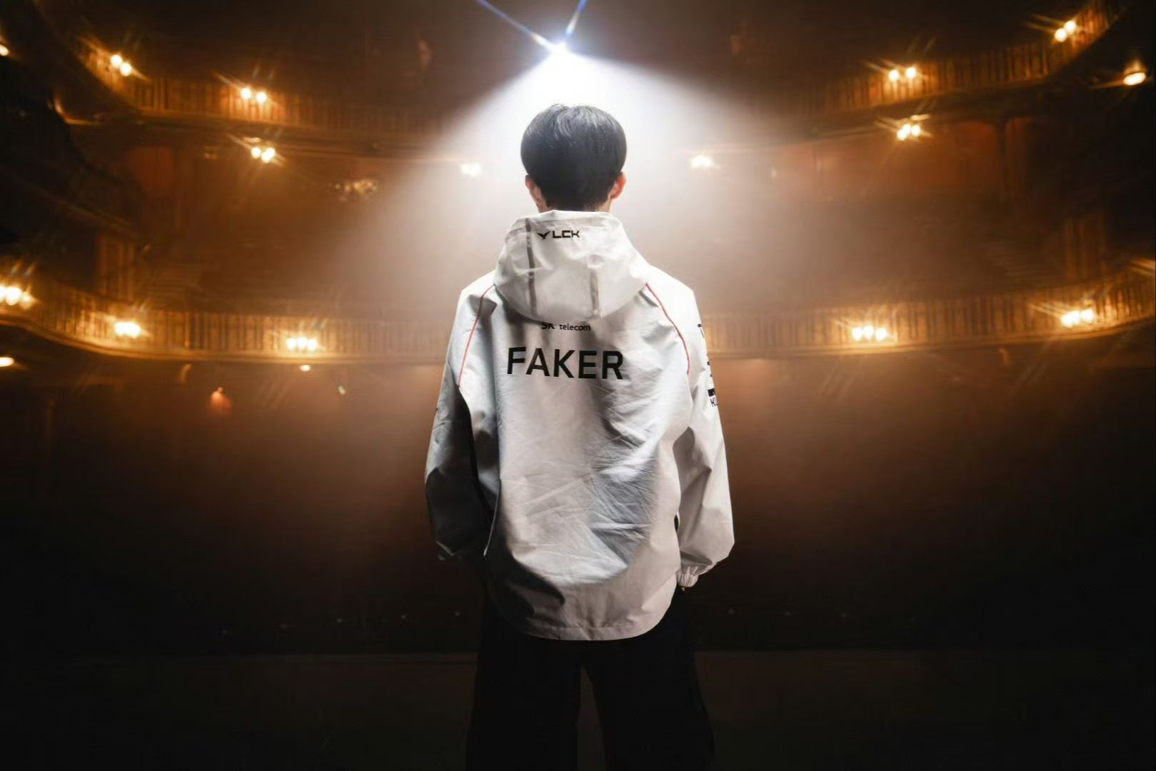 有志者，事竟成！apEX十年科隆战绩一览