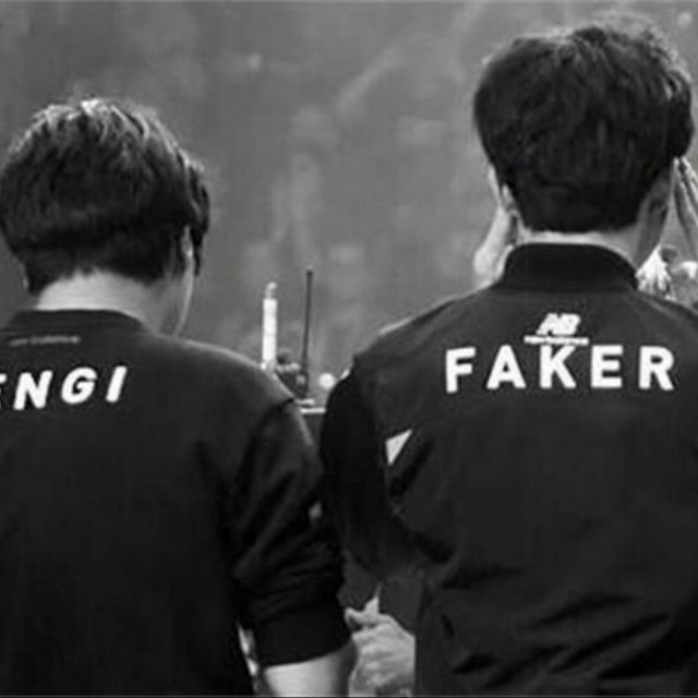 【战报】2025LPL春季赛TES 2-0 WE，TES锁定常规赛第三