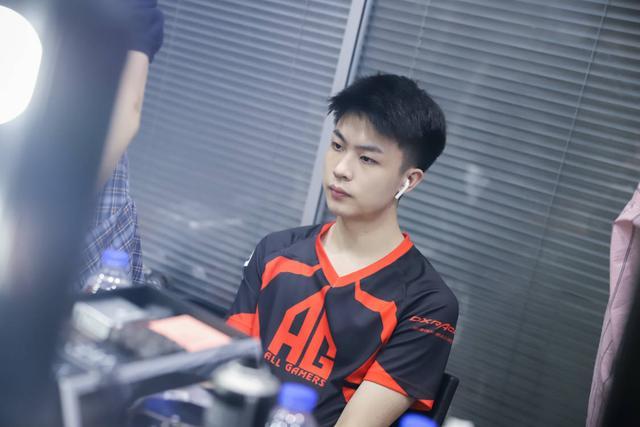 G2老板Carlos：尝试降价租借Rekkles 现有规则不可行