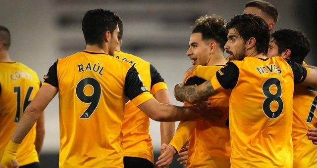 RNG官推发文：“相信我，你无法想象我们下赛季的阵容升级”