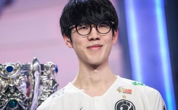 独家采访 ENCE .SDY： ＂我们在教练和队长之间存在协同问题＂